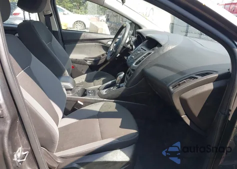 2013 Ford Focus Se z USA, uszkodzony, nr VIN 1FADP3K29DL260291